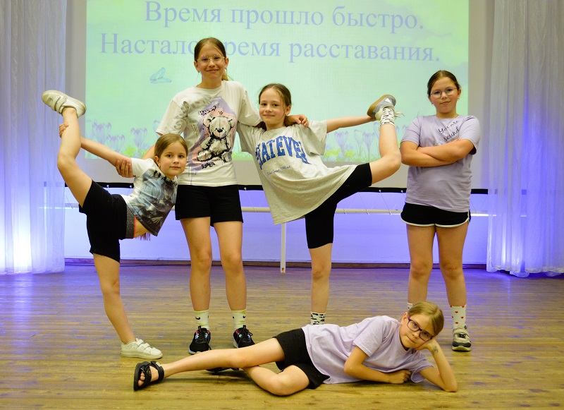 Торжественное закрытие шестой смены.
