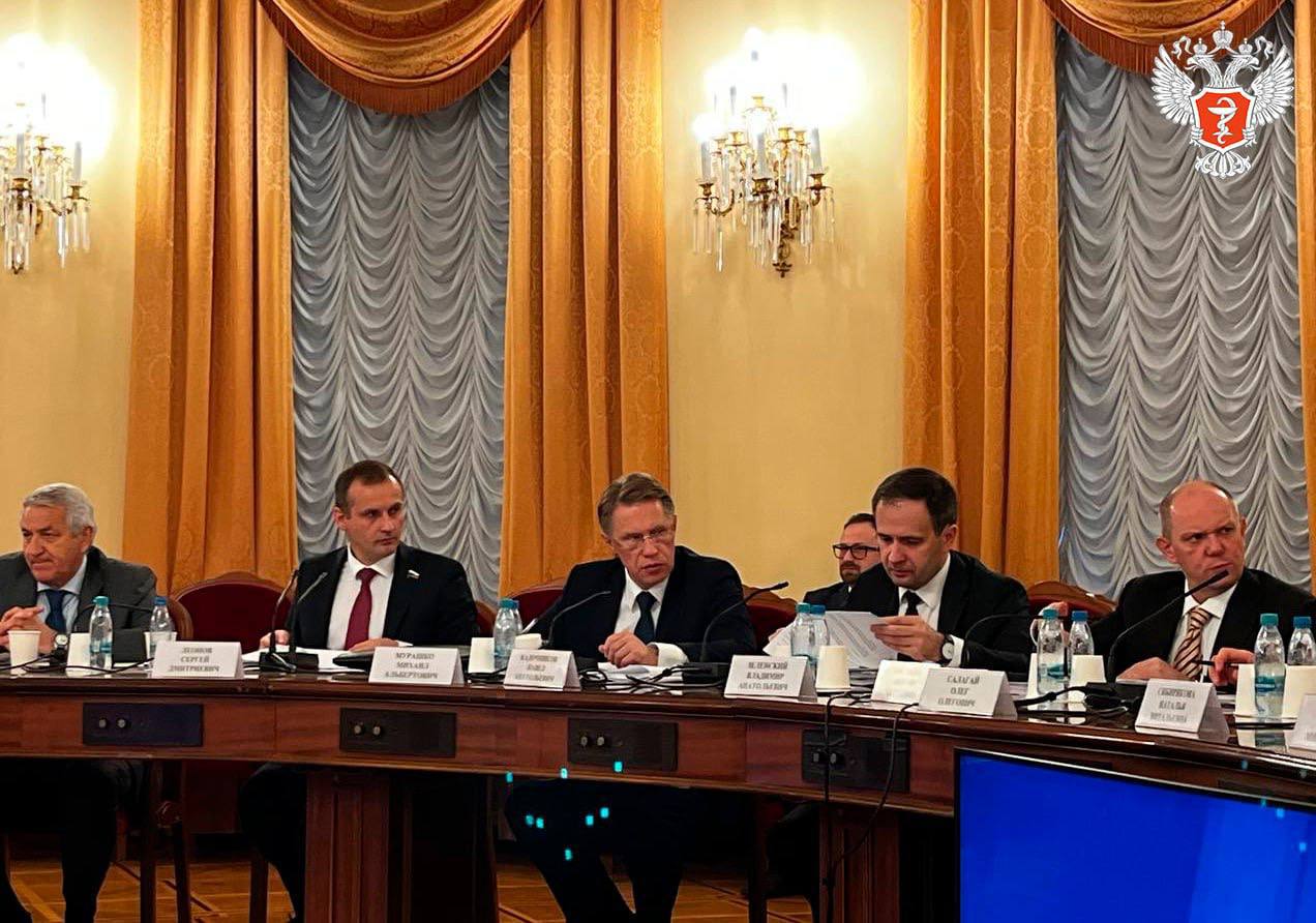 Более 8 трлн рублей будет выделено на здравоохранение в 2026 году.